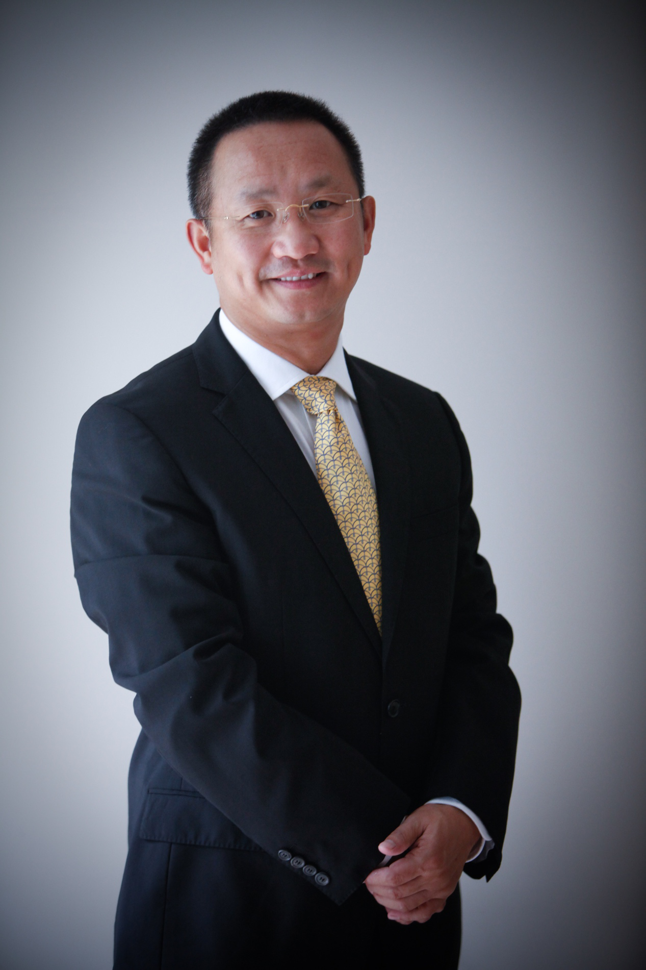 三泰控股董事长_明泰控股集团董事长