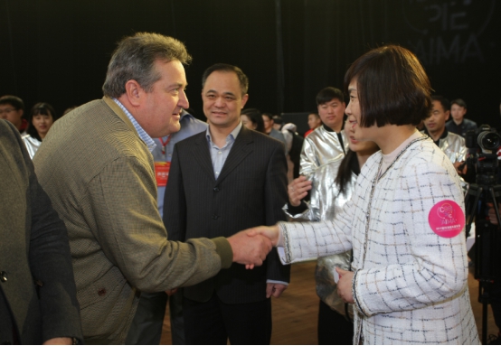 发布会正式举行,现场人气爆棚,爱玛科技集团股份有限公司副董事长段华