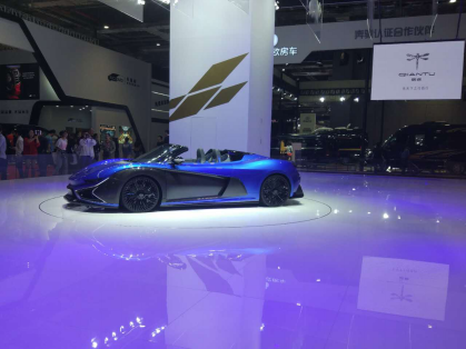 中国忠旺为长城华冠纯电动跑车前途K50提供车