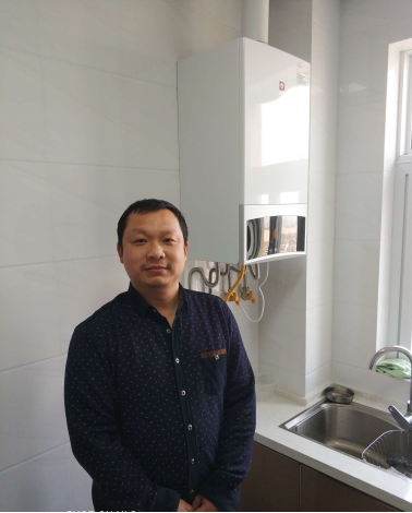 农村大叔为新家添全套智能家电摆脱遥控器也能“一呼百应” 农村大叔为新家添全套智能家电摆脱遥控器也能“一呼百应”