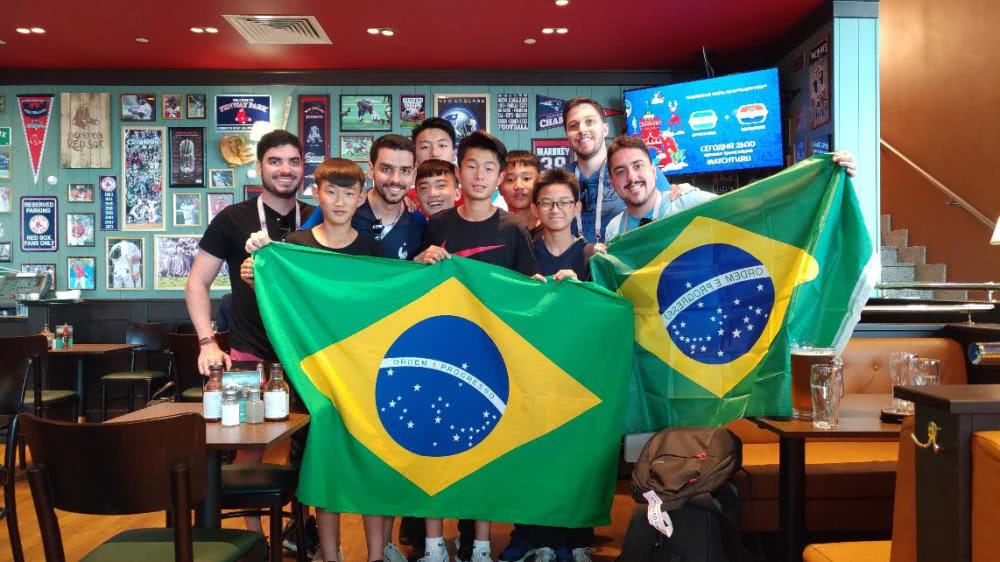 万达电影护旗手荣耀登场 见证世界杯终极对决