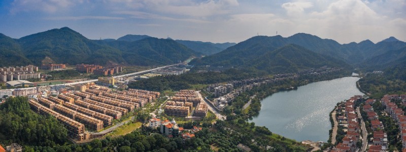 长江实业倡议大湾区双居生活 实践“随意门”梦想生活