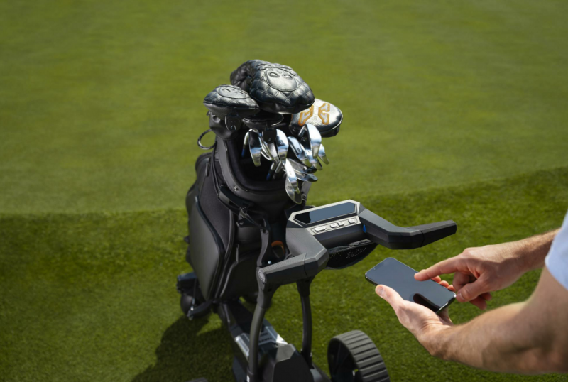 上市即爆火！NAVEE高尔夫球包车全球热销