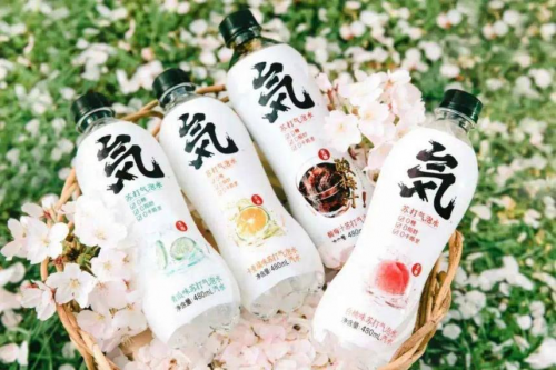 年轻消费者为何偏爱气泡水?元气森林引领3"0"主义交出答卷