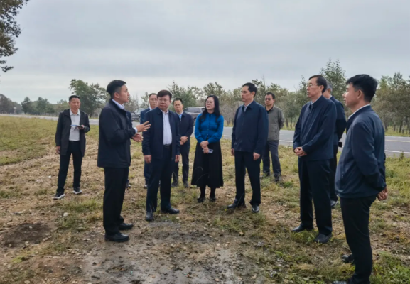 以岭药业“黄芪”药材再签新基地，助力乡村振兴(图1)