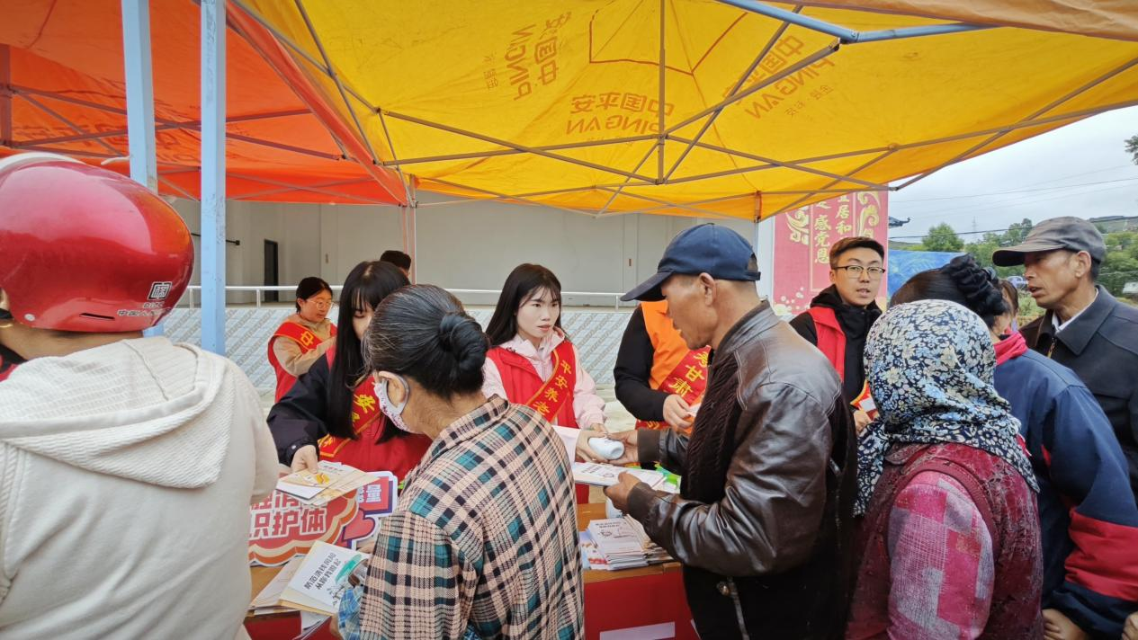 陆金所控股开展中国农民丰收节活动 金融助力农民丰收增收(图1)