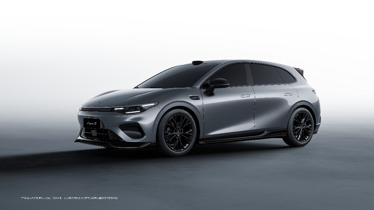 零跑Lafa5开启预售 重新定义Z世代“高颜值运动轿跑”新标准(图12)