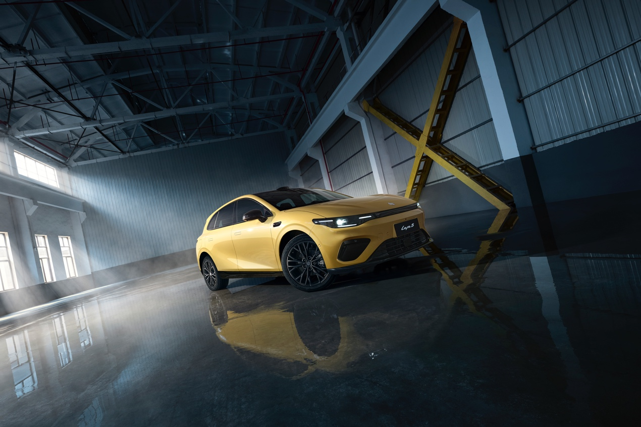 发布“史上最强”三季报,零跑业绩再爆发,实现稳健盈利态势(图2) 发布“史上最强”三季报,零跑业绩再爆发,实现稳健盈利态势(图2)