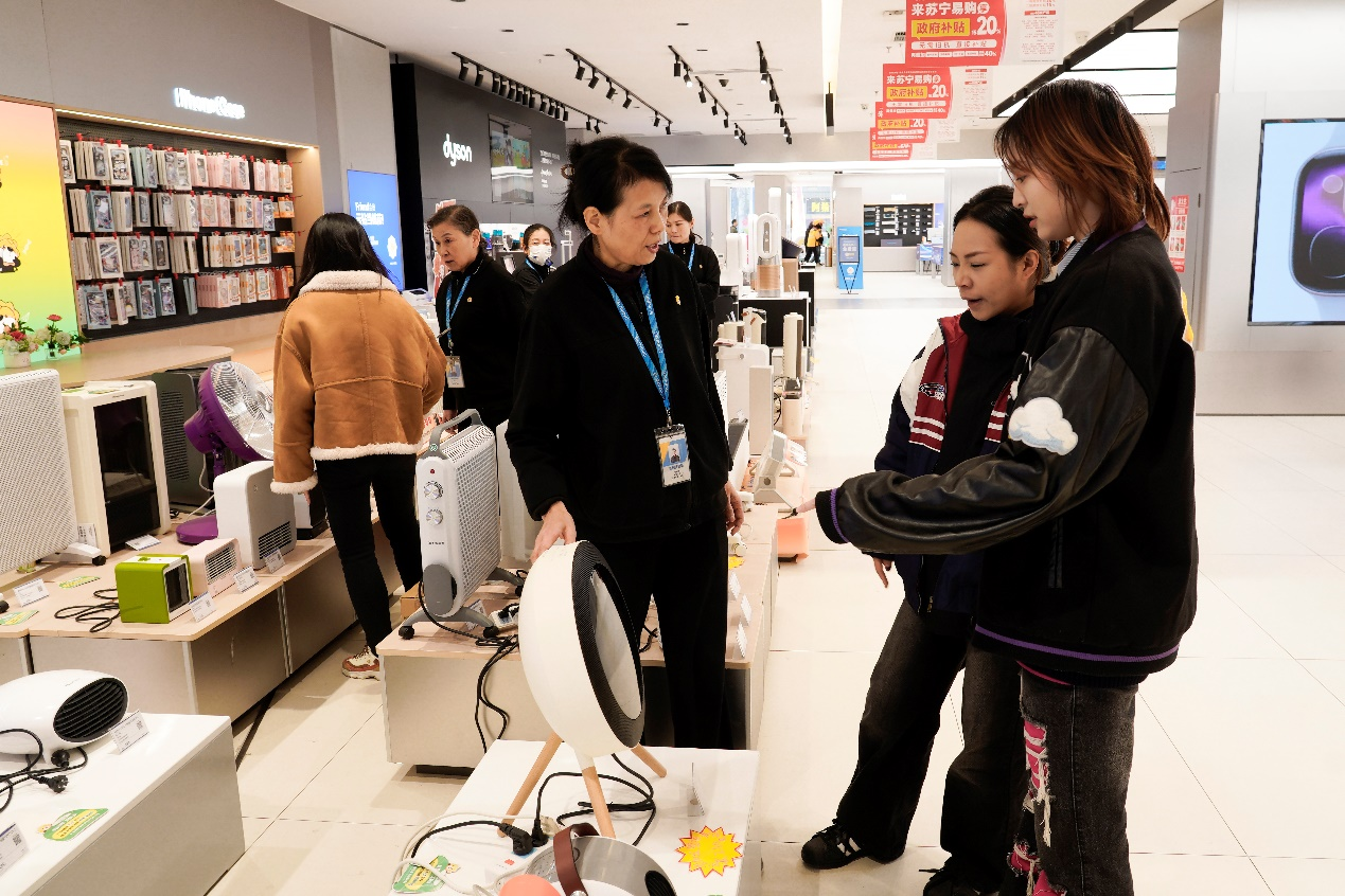 寒潮来袭,苏宁易购“真惠补”精准供暖(图2) 寒潮来袭,苏宁易购“真惠补”精准供暖(图2)