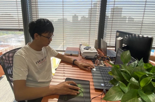 易鑫启动"源泉"计划,985,211高校实习生带来科技新动力