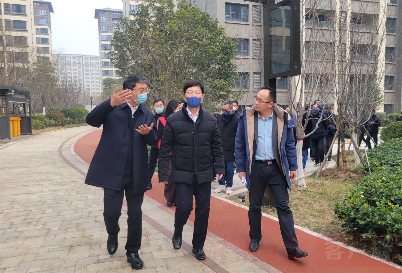 感谢感恩再携手富士康科技集团董事长兼总经理刘扬伟三次访问河南侧记