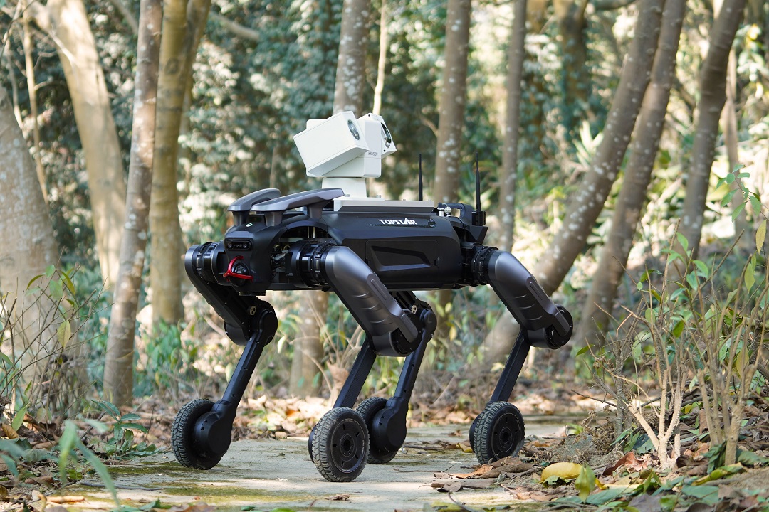 拓斯达四足机器狗“星仔”发布，释放场景拓展信号