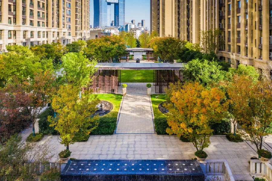 旭辉铂悦系荣登《2019中国奢适阔宅产品系top10》榜首!