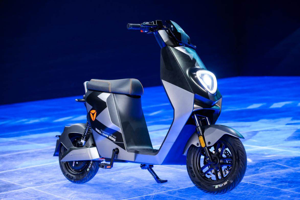 【图】雅迪 E9 PRO 电动摩托车细节图图片-电动力