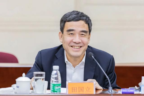 田国立1983年,毕业于湖北财经学院